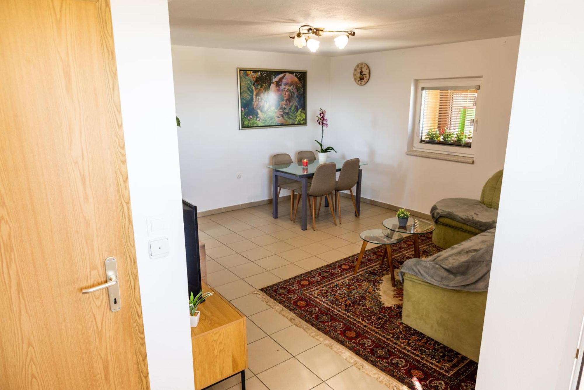 Apartma Eni مورفسكه تيبليتسه المظهر الخارجي الصورة